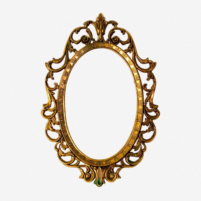 Oval, altın çerçeveli dekoratif ayna